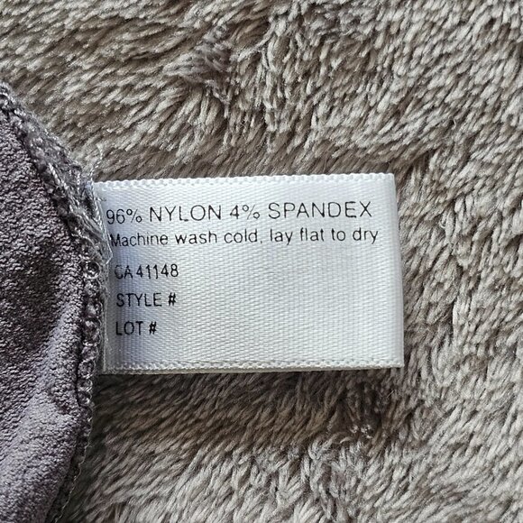 Women's Ice Gear Dry Fit Performance Long Sleeve, Size Medium - Picture 10 of 10